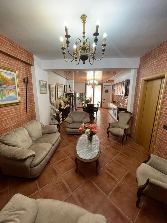 Venus - Cozy Apt With Terrace Vlorë Εξωτερικό φωτογραφία