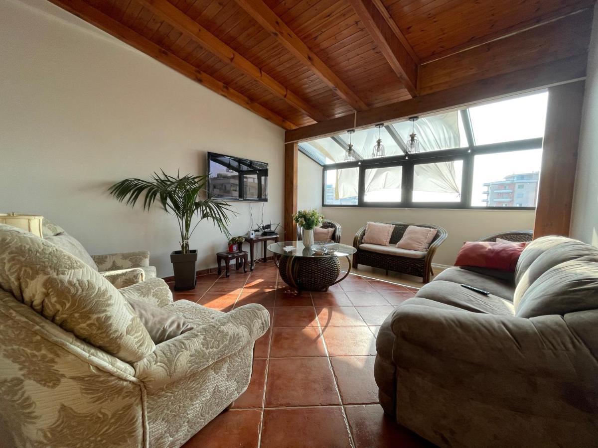 Venus - Cozy Apt With Terrace Vlorë Εξωτερικό φωτογραφία