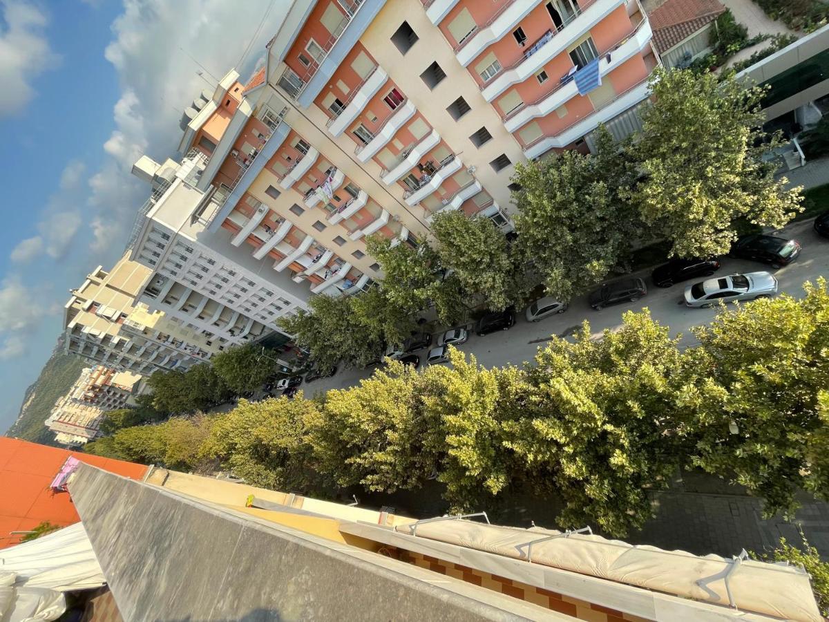 Venus - Cozy Apt With Terrace Vlorë Εξωτερικό φωτογραφία