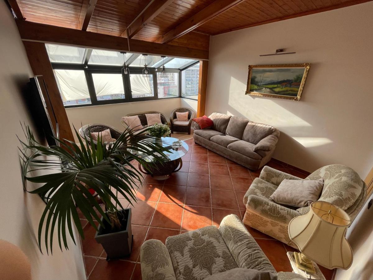 Venus - Cozy Apt With Terrace Vlorë Εξωτερικό φωτογραφία