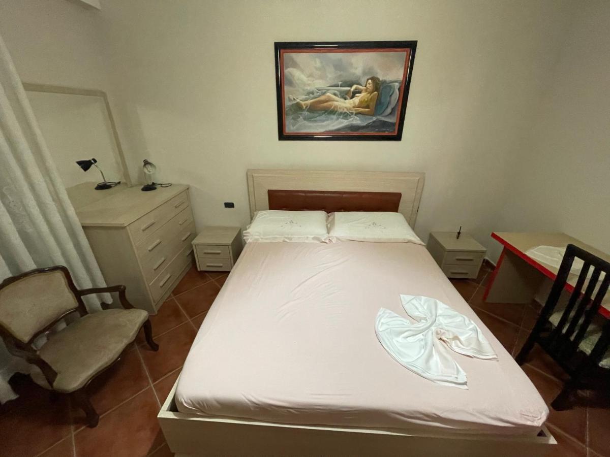 Venus - Cozy Apt With Terrace Vlorë Εξωτερικό φωτογραφία