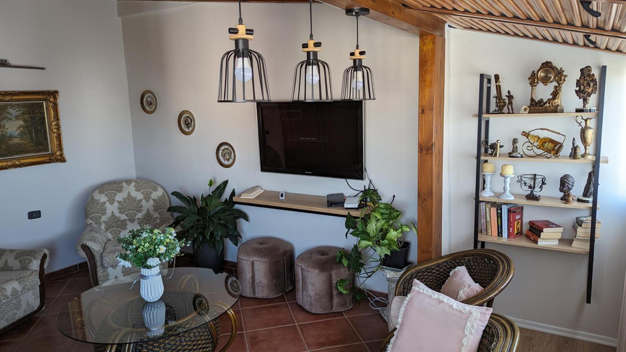 Venus - Cozy Apt With Terrace Vlorë Εξωτερικό φωτογραφία